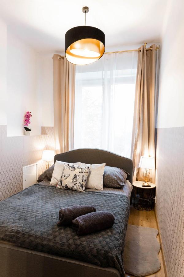 Clicktheflat Royal Route Warecka Apart Rooms 华沙 外观 照片